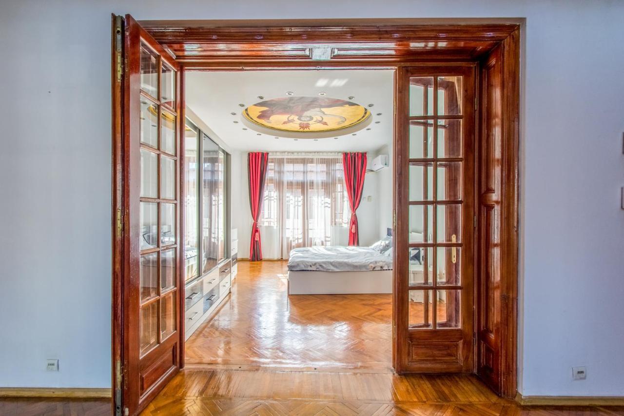 Apartment Faryna Bucarest Esterno foto